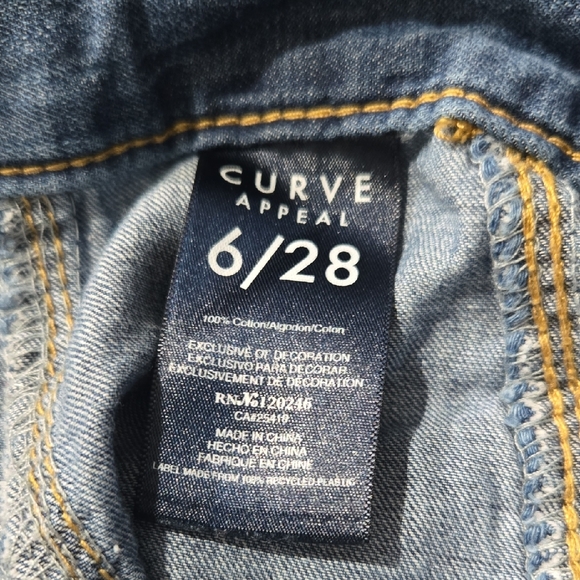 Curve Appeal Women's 6/28 Lightweight Denim Wide Leg Cropped Jeans - Picture 9 of 14